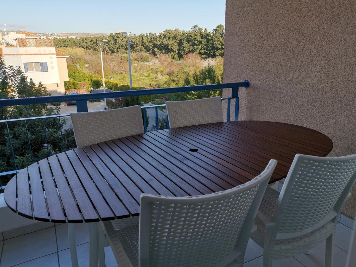 Iris Village, Near Kings Avenue Mall - By Imh Travel & Tours Paphos Eksteriør billede