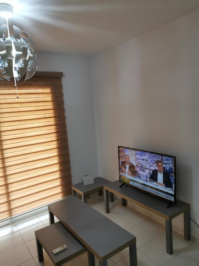 Iris Village, Near Kings Avenue Mall - By Imh Travel & Tours Paphos Eksteriør billede