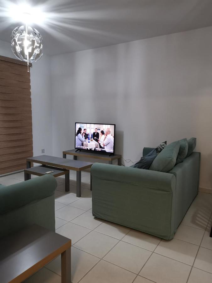 Iris Village, Near Kings Avenue Mall - By Imh Travel & Tours Paphos Eksteriør billede