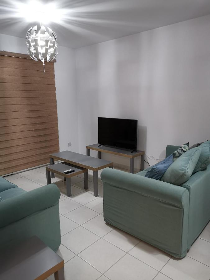Iris Village, Near Kings Avenue Mall - By Imh Travel & Tours Paphos Eksteriør billede