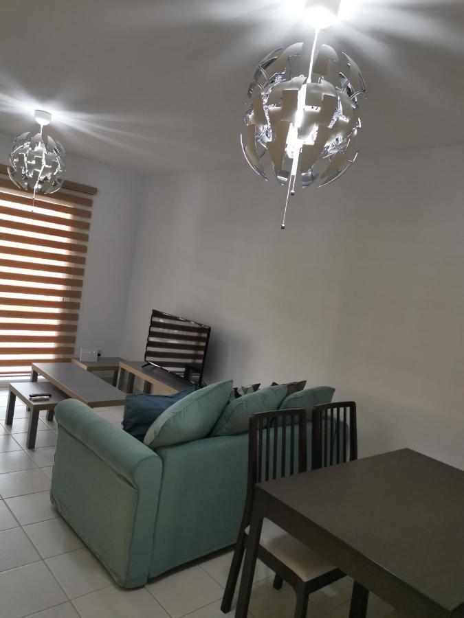 Iris Village, Near Kings Avenue Mall - By Imh Travel & Tours Paphos Eksteriør billede